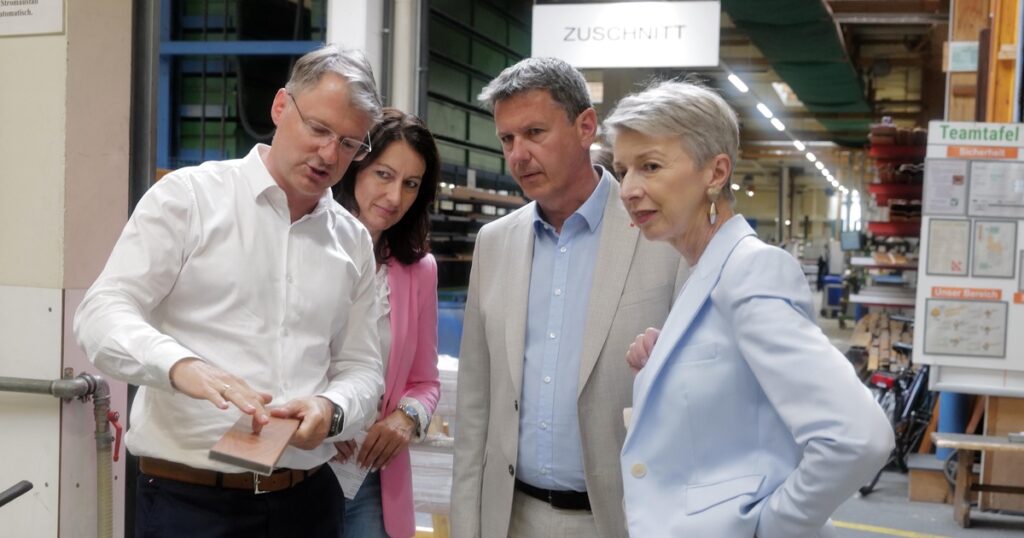 120 Jahre Leeb Balkone: Familienbetriebe sind starke S&auml;ulen der K&auml;rntner Wirtschaft